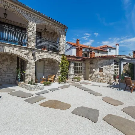Charming Alba Premium * Babići