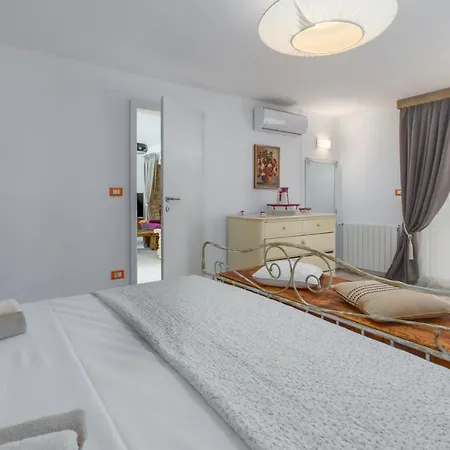 Charming Alba Premium Apartman Babići