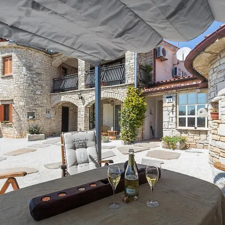 Apartman Charming Alba Premium Babići