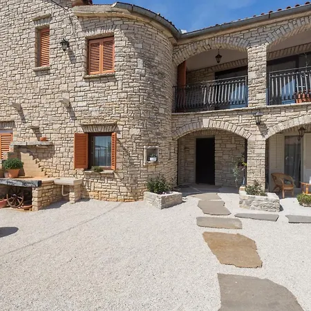 Apartamento Charming Alba Premium